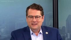 Le vouvoiement va ramener le respect?